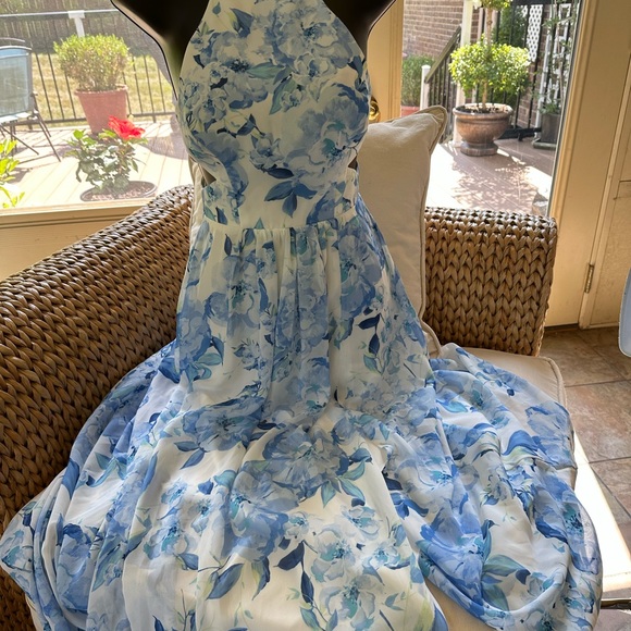 Morgan & Company maxi dress - Picture 4 of 15